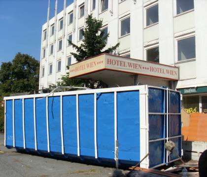 Minden fajta hulladék lomtalanítása,  válogatása, szállítása